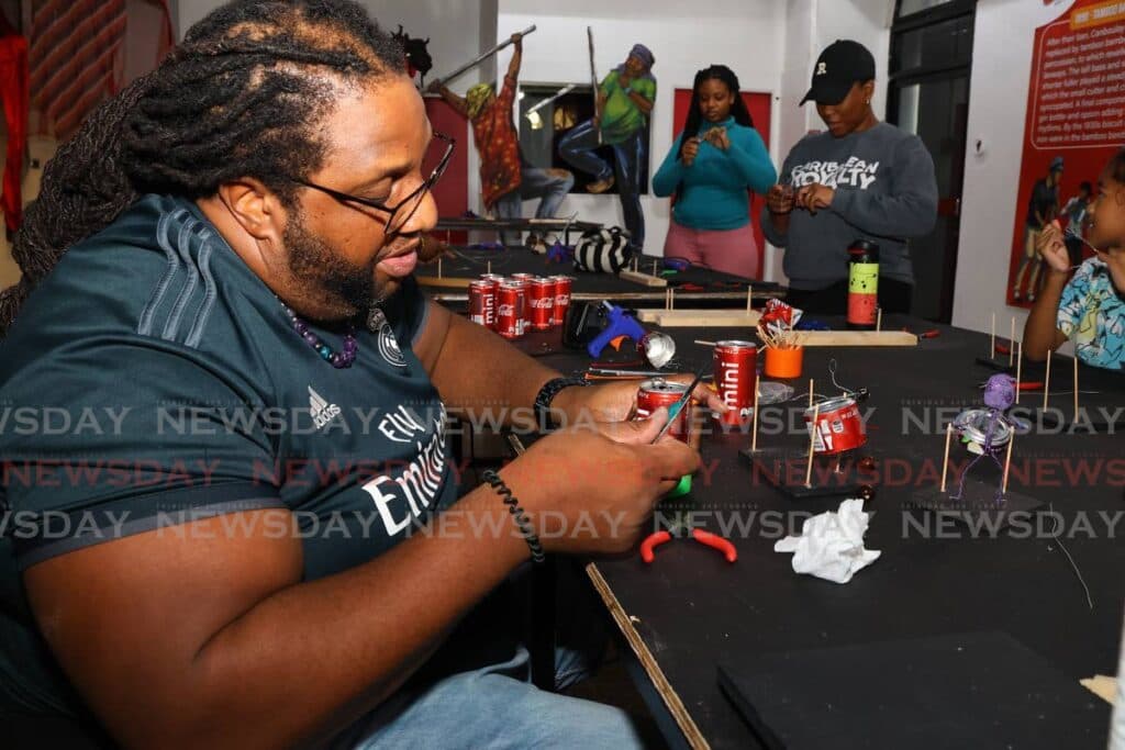 Artist Dave Cooper – Teaching local culture through ‘fetecraft’