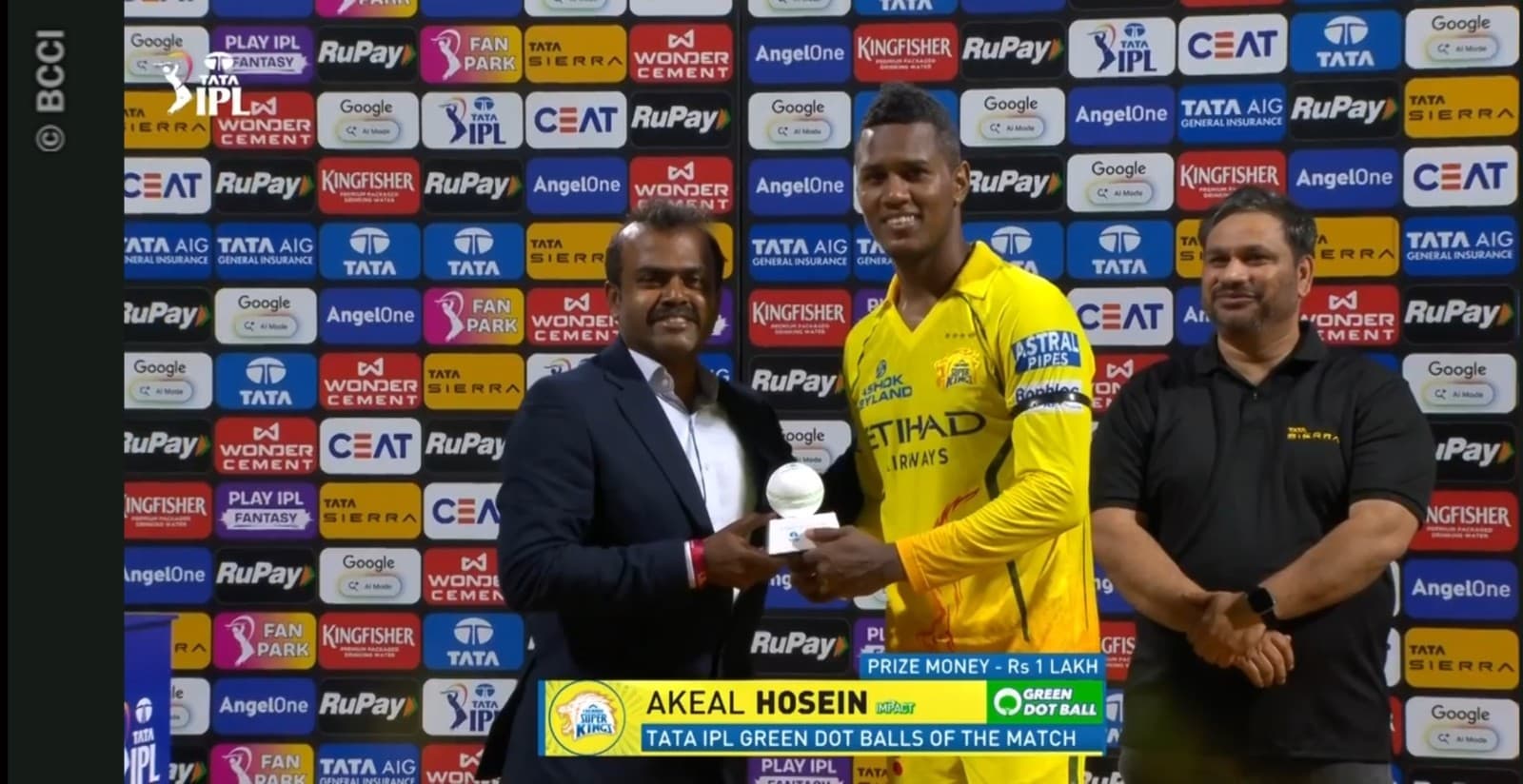 Hosein grabs four, CSK thump Mumbai in IPL 