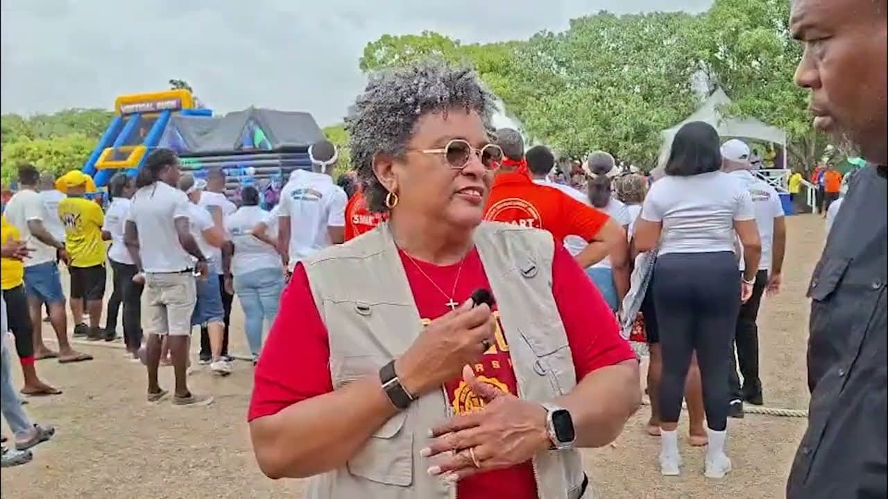 PM urges stronger community engagement by police