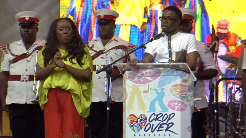 Minister calls for year-round opportunities for creatives