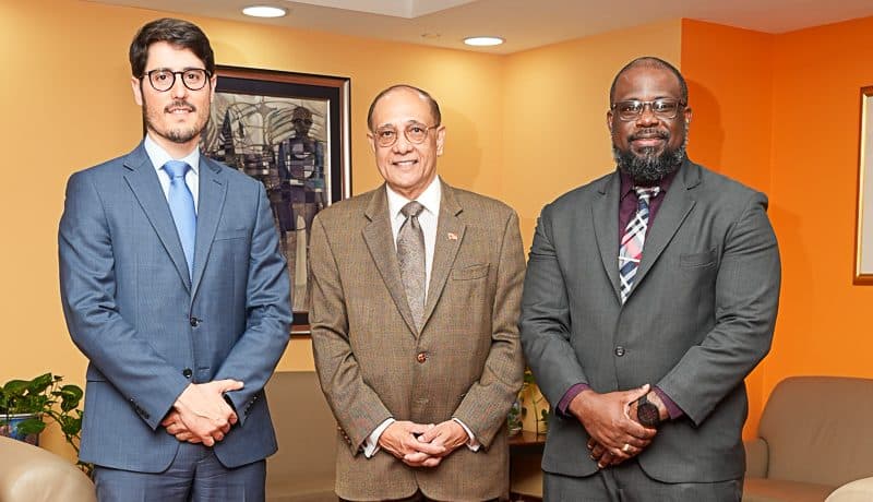Central Bank Governor Receives World Bank Group Delegation