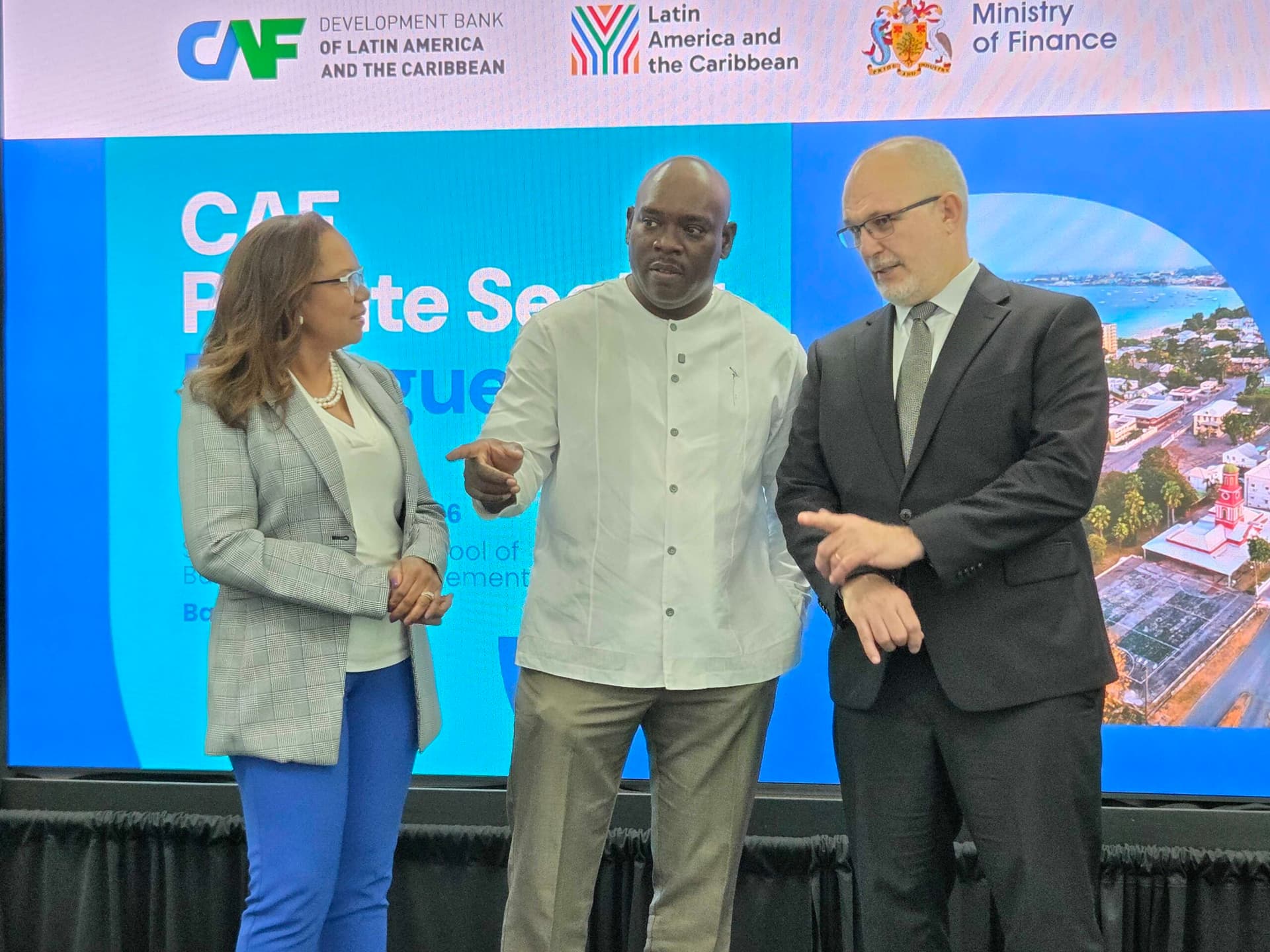 Govt opens biz funding window to CAF development bank