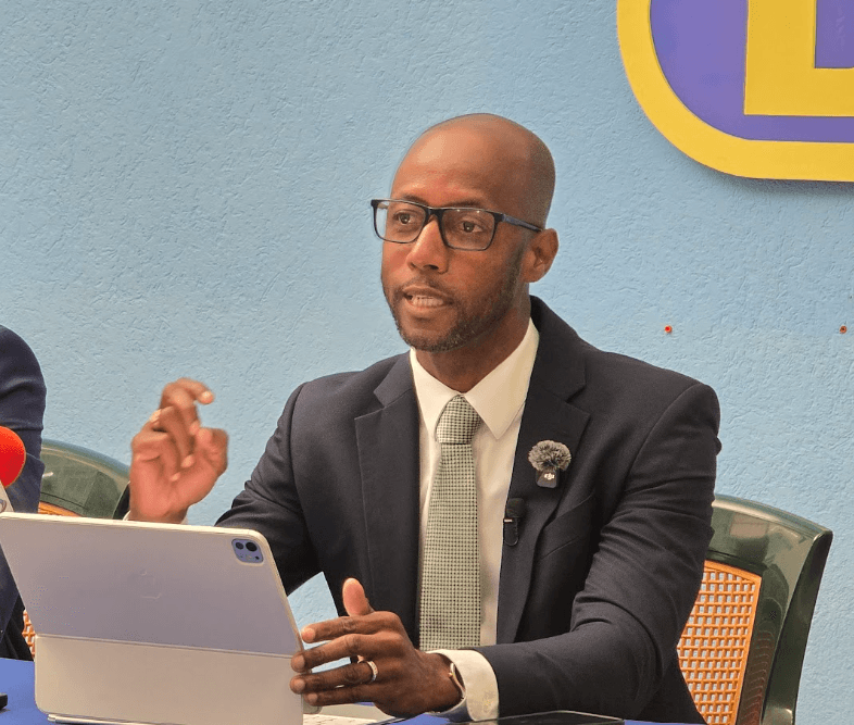 Walters blasts govt’s lack of financial disclosure, demands answers