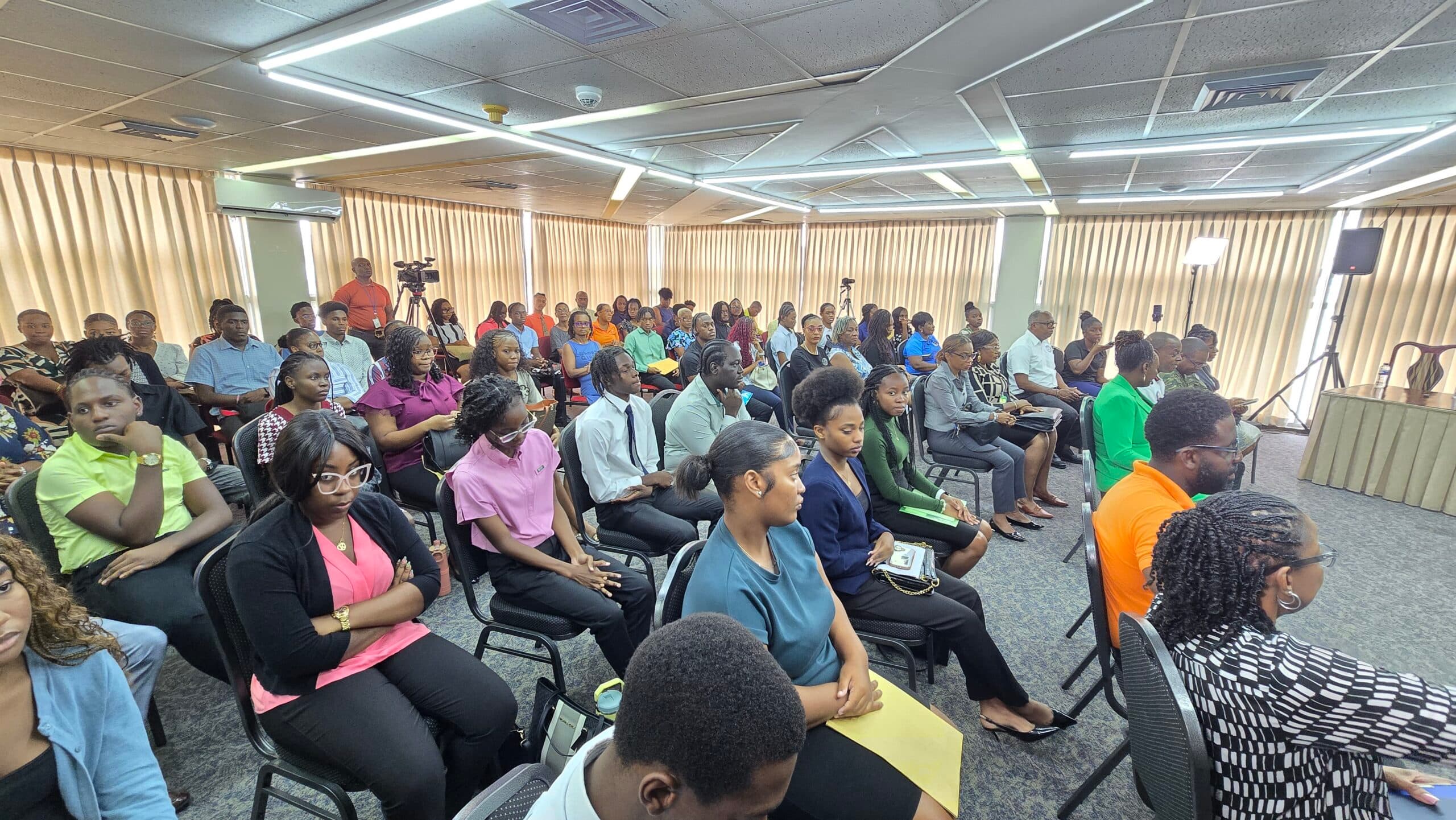 Govt opens doors for 92 young interns