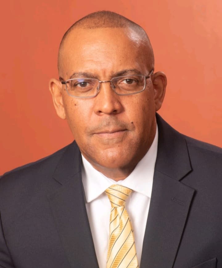 Symmonds defends price cap strategy amid global volatility