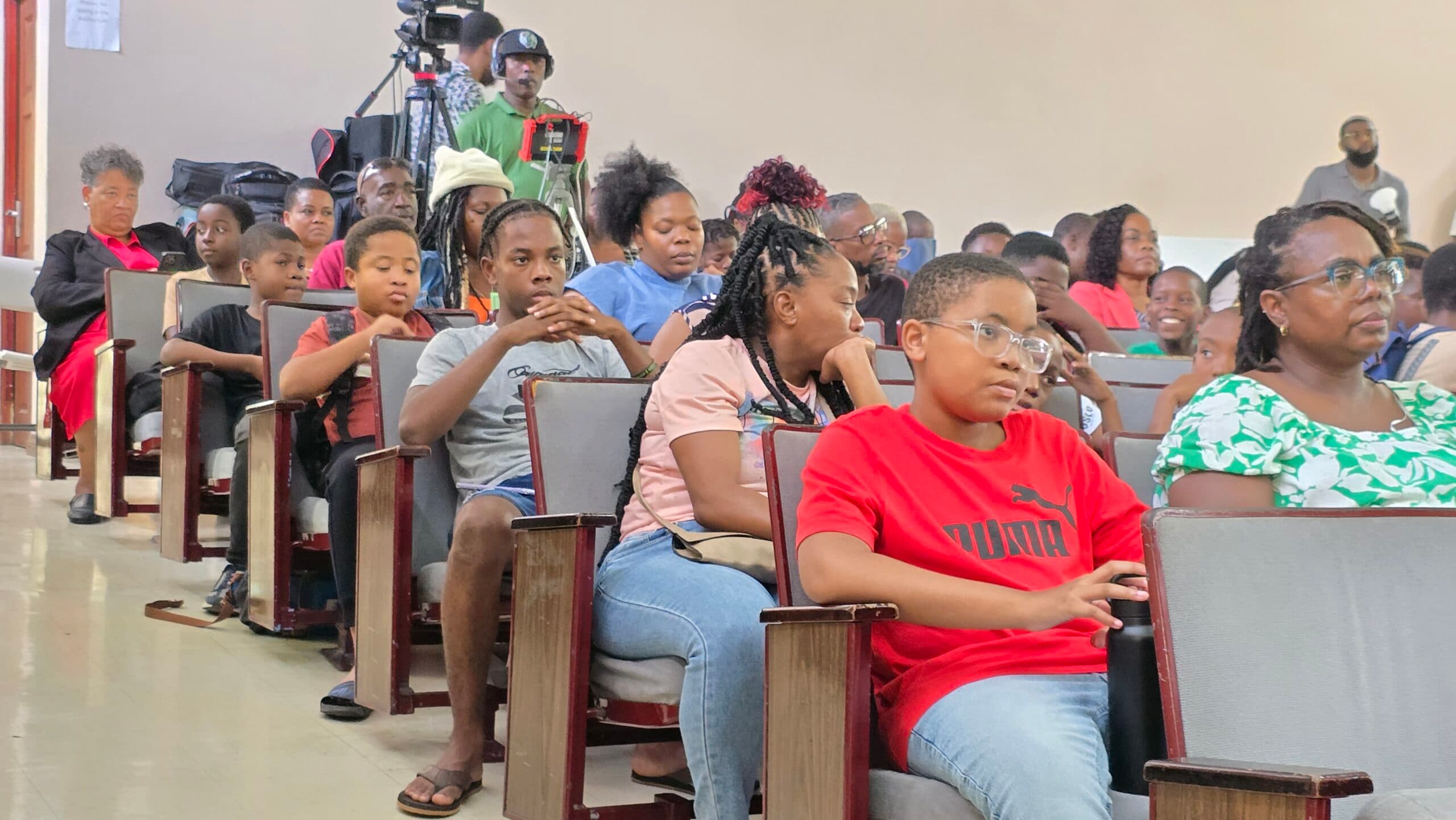 Demand grows for boysâ reading clinic amid literacy concerns