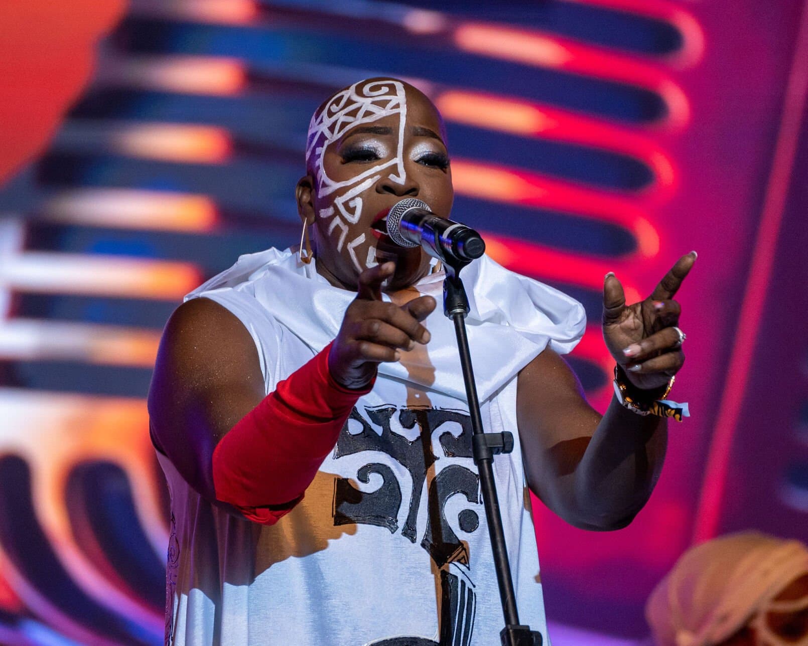 Former Monarchs headline Calypso Queen finals line-up