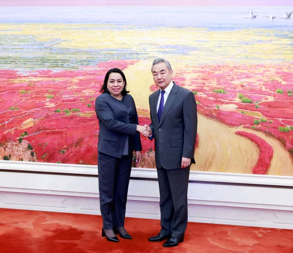 Rodrigues-Birkett meets Chinese Foreign Minister as UN campaign continues
