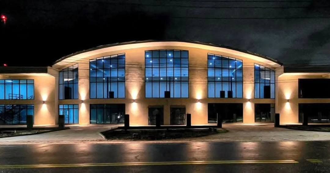 29 contractors bid to rehabilitate Cliff Anderson Sports Hall roof