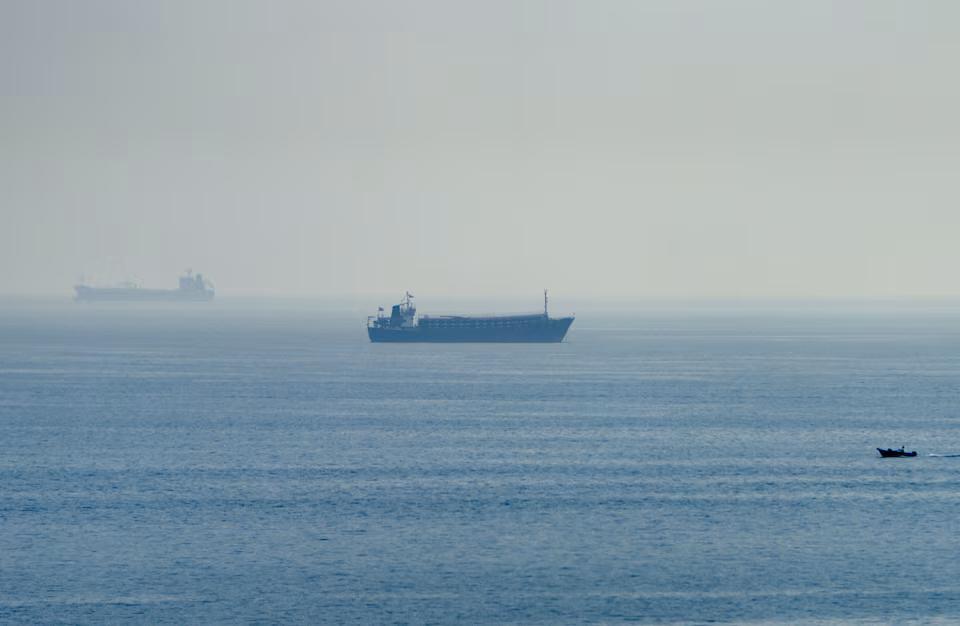 Oil price rises after Iran says it stops ships in Hormuz