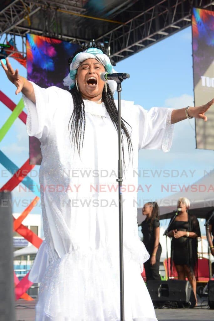 Yung Bredda raises roof at Calypso Fiesta