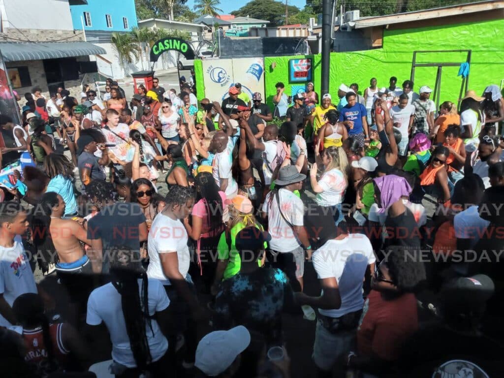 Revellers, spectators enjoy late J'Ouvert in Crown Point