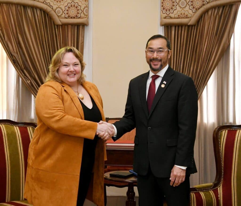 PM, US govt officials hold energy talks