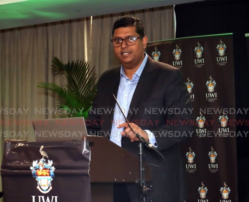 Refinery committee formed, to report in four months