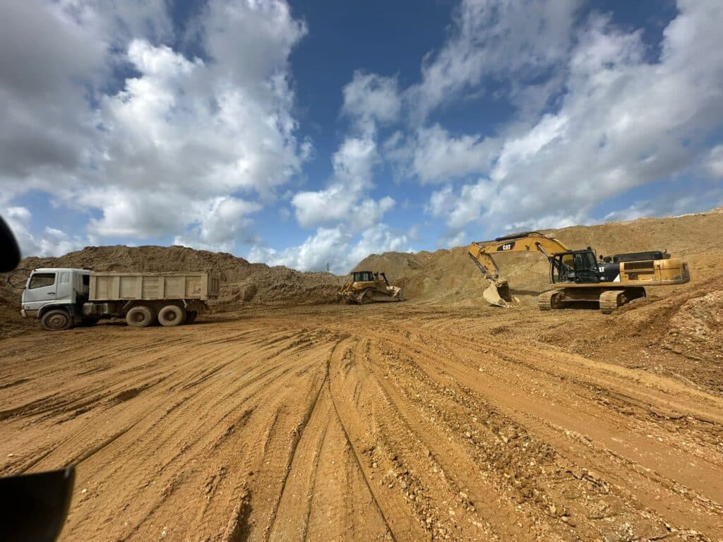 CoP Guevarro leads police operation at illegal quarry site