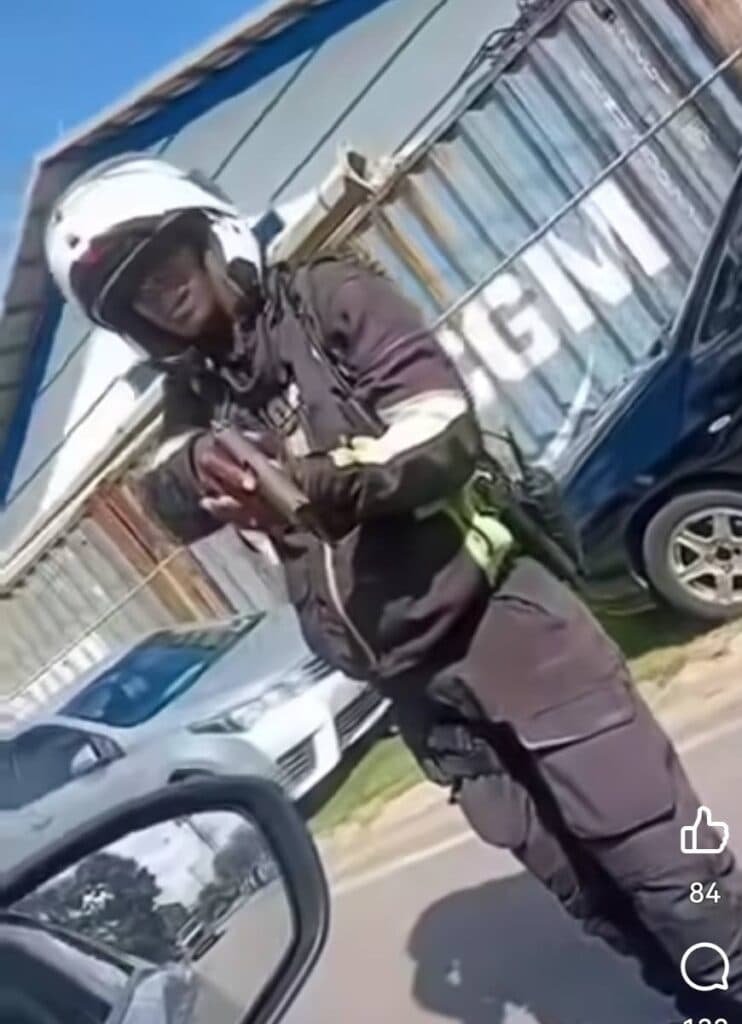 Police probe traffic cop for pulling gun on driver in Caroni