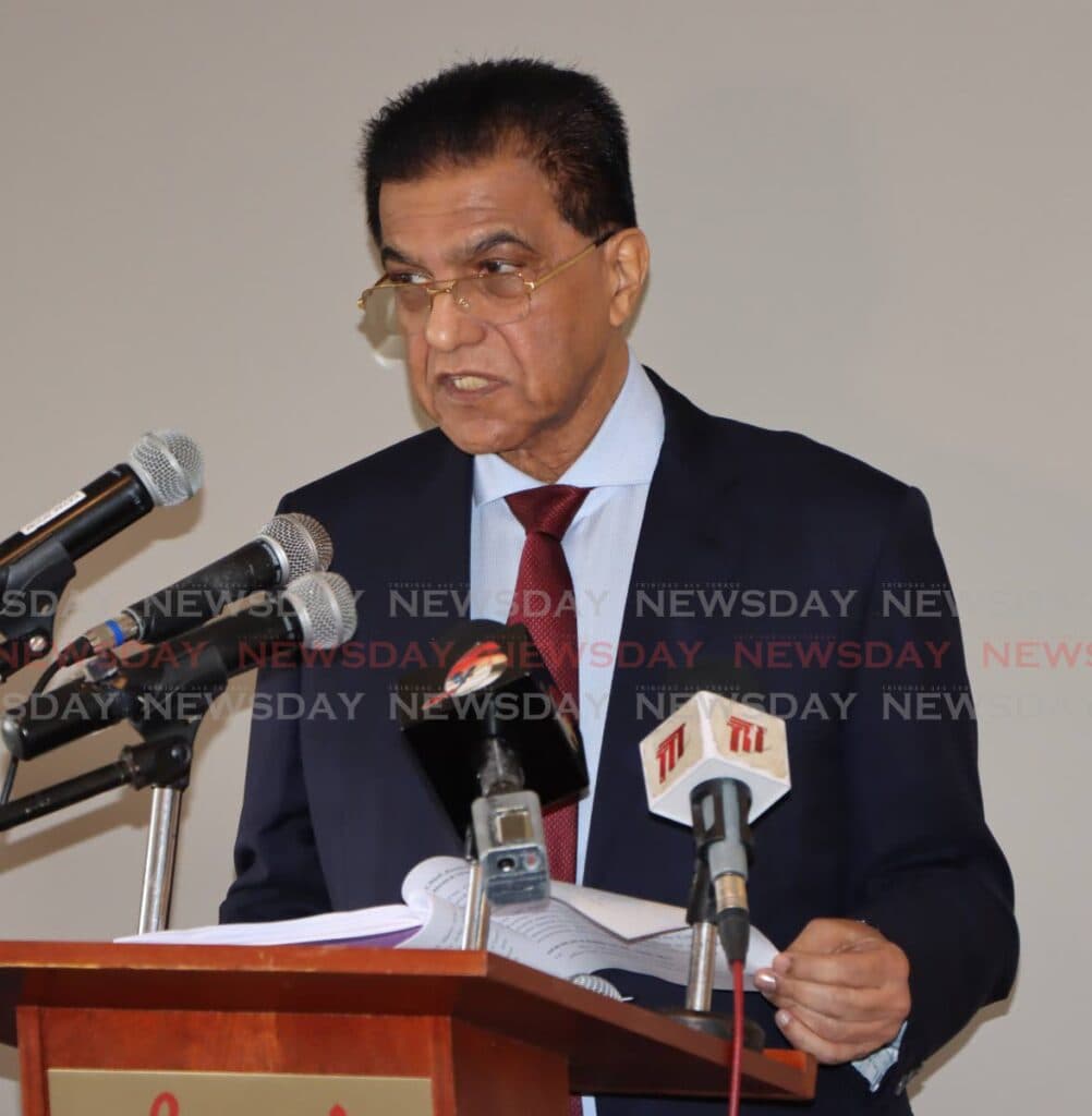 Former AG urges public support for new CJ