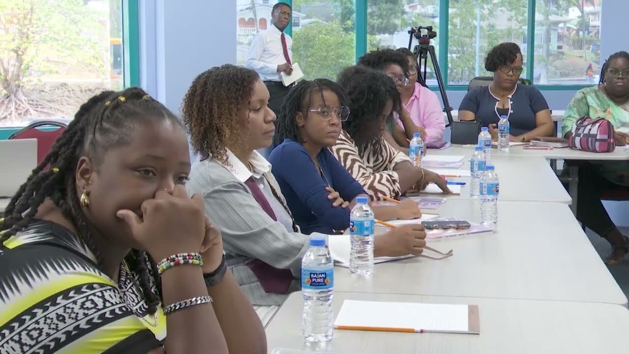 Accountant advises entrepreneurs on business growth