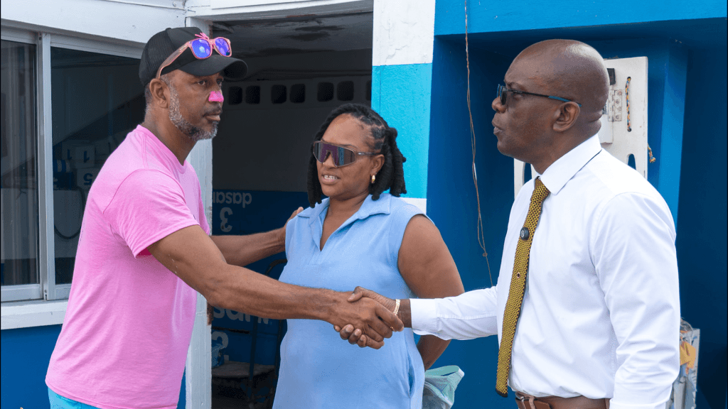 Sports Minister praises New Wave Swim School initiative