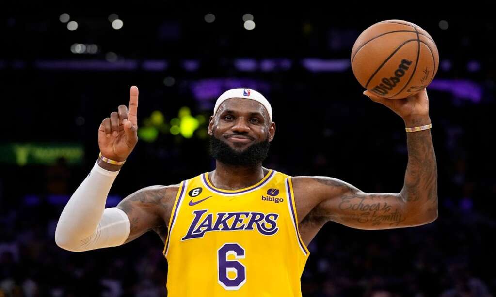 LeBron James to leave Lakers to play 24th NBA season