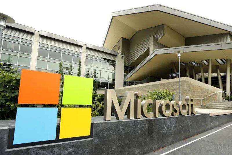 Microsoft cuts 4,800 job as it revamps Xbox