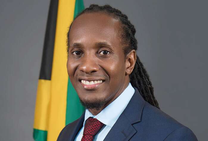 Committee to review flexible work hours and work-from-home policies