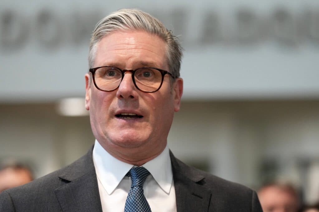 UK Prime Minister Starmer announces resignation