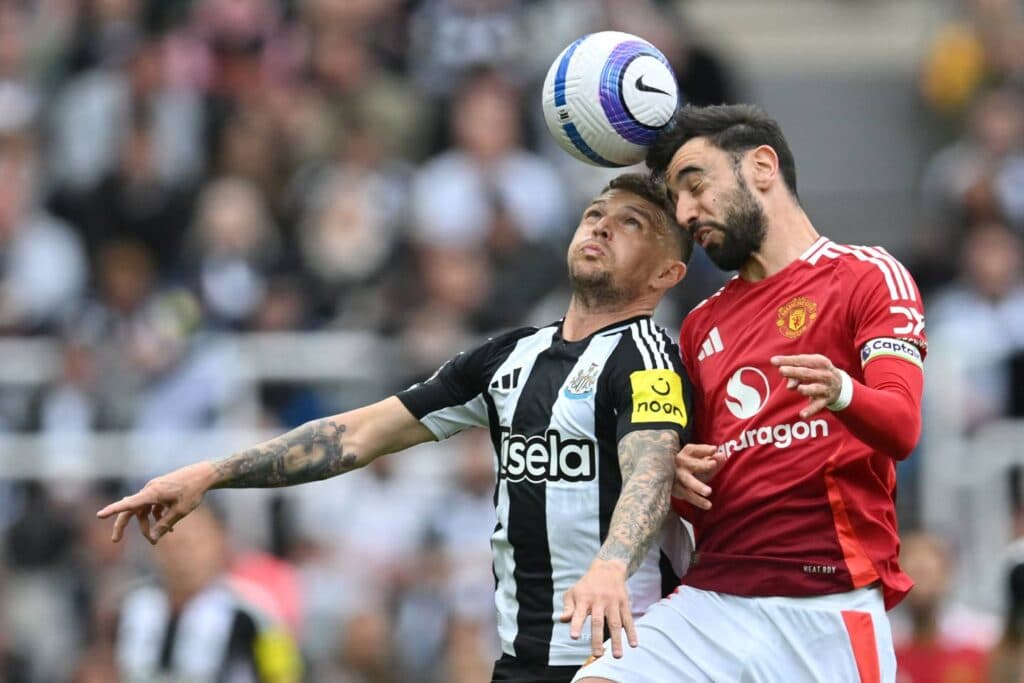 Man Utd’s Fernandes sets new outright Premier League assist record