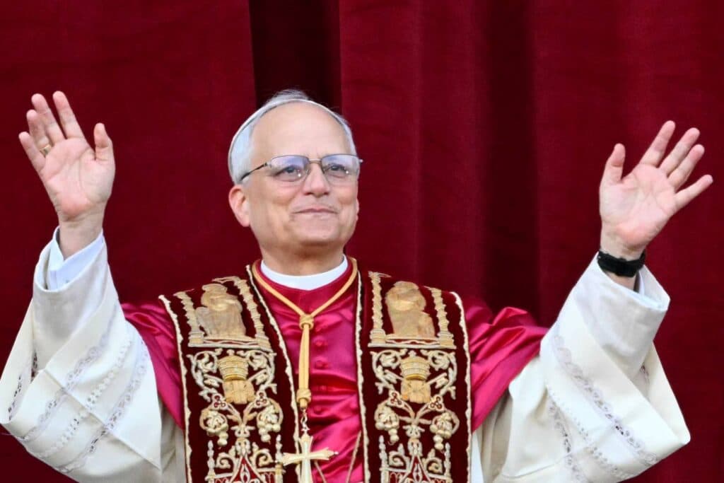 Pope calls for âmoderationâ in US public discourse