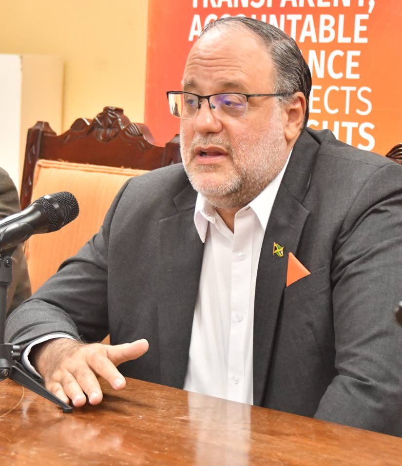 Golding urges gov’t to come clean about talks with US on foreign deportees