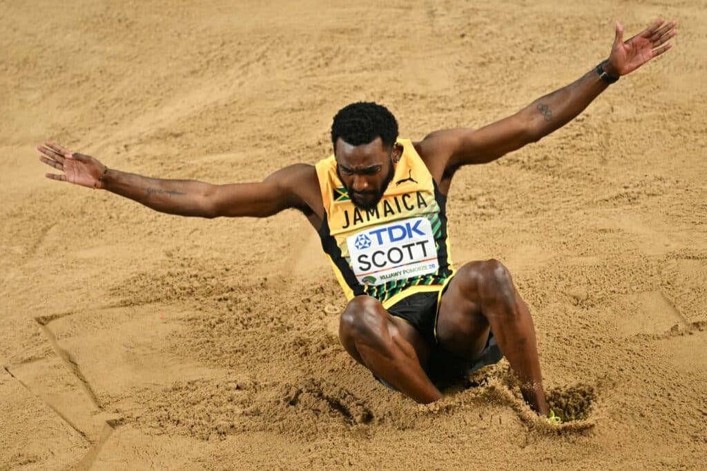 Jordam Scott sets PB, new world lead in triple jump