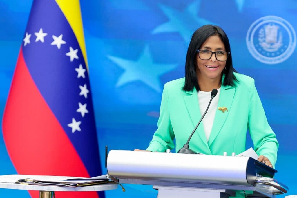 Venezuela, Dominican Republic agree to restore ties after dispute over Maduro