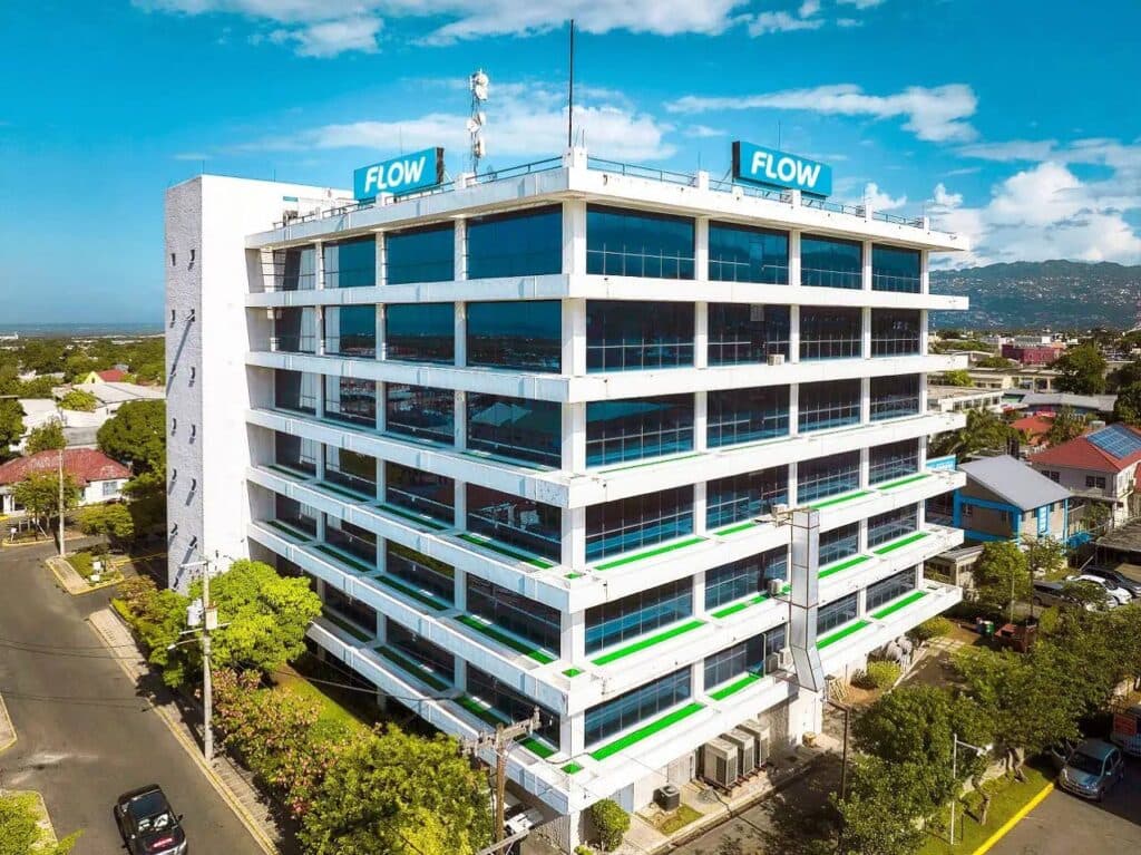 FLOW customer says service remained active months after cancellation request