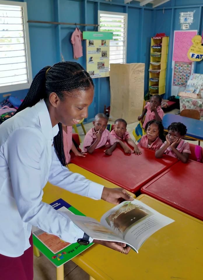 Island Routes brings stories and smiles to Rose Heights Basic School
