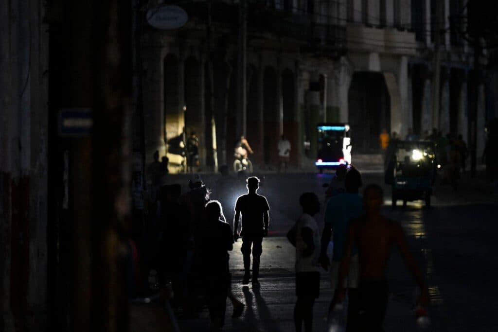 Power returns to Cuba’s west after grid failure