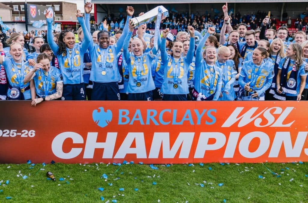 ‘Bunny Shaw’ on the double as Manchester City beat West Ham to claim WSL title