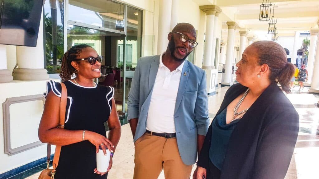 Malabver draws battle line over teachers’ pay