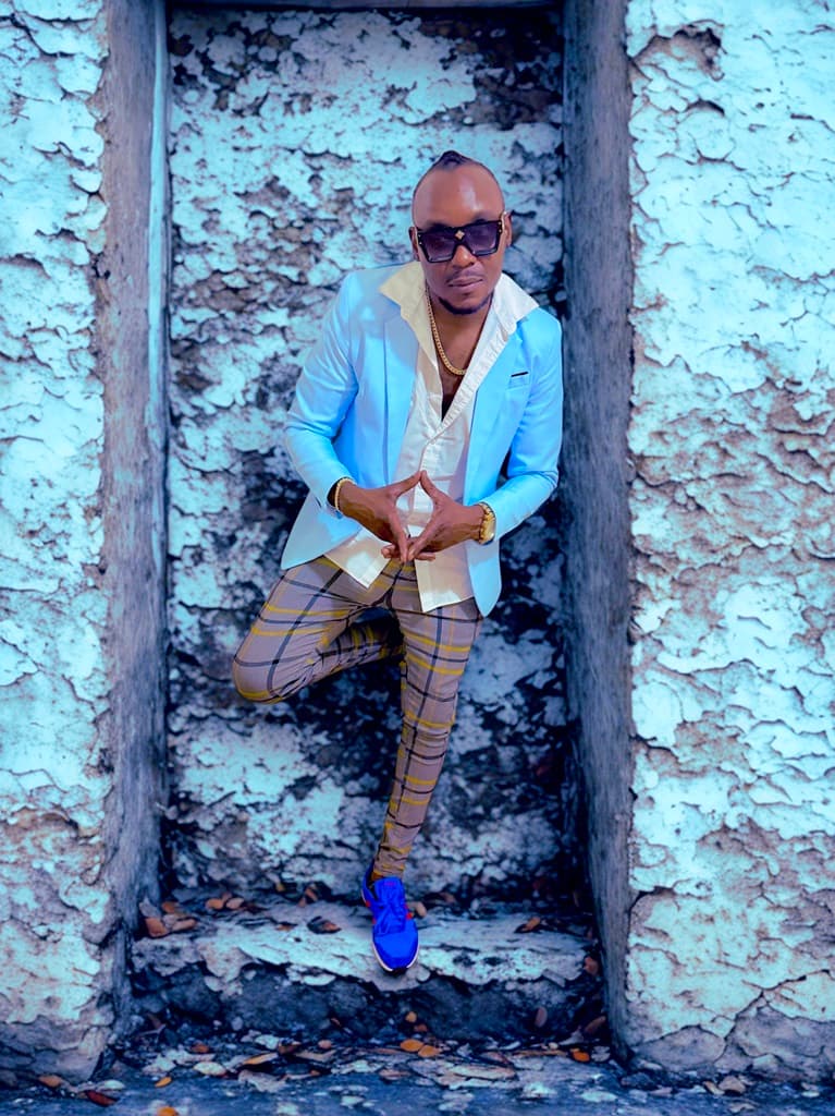 Kenne Blessin wins new fans with ‘Vice Versa Love’ remake