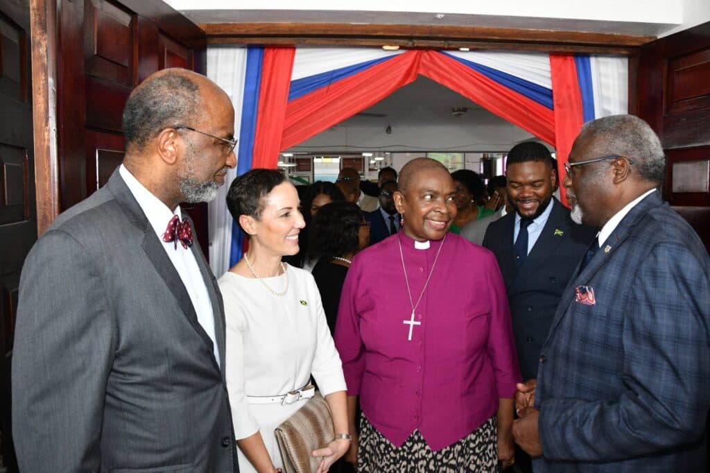 Jamaicans must unite at home and overseas, says bishop