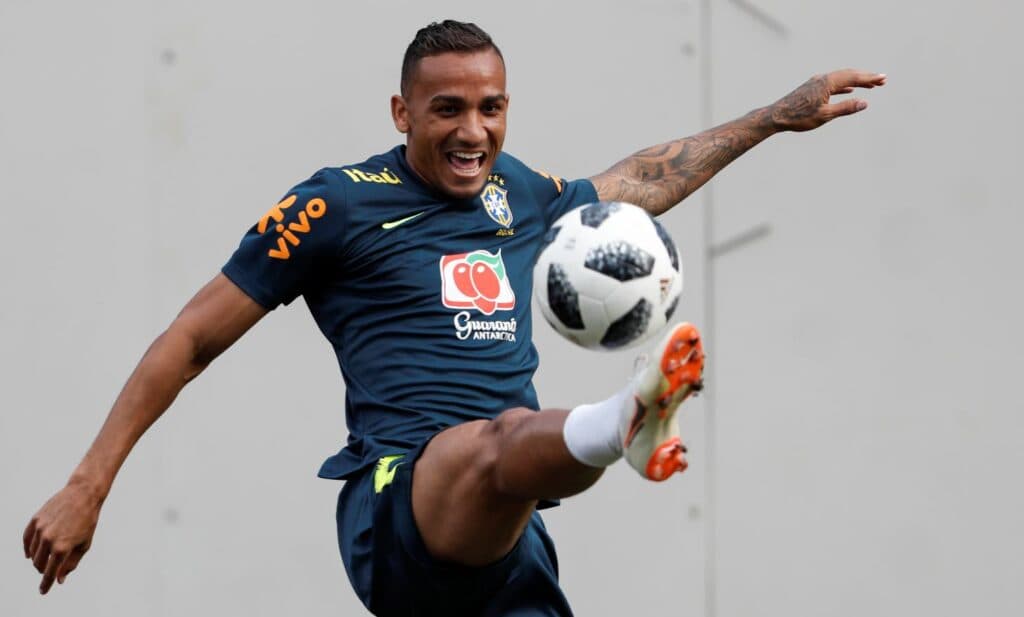 Danilo backs Brazil to get over World Cup âfrightâ