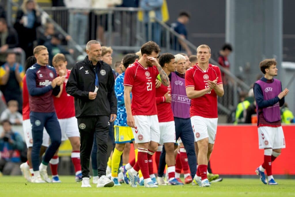 Denmark’s Eriksen collapses during Ukraine friendly