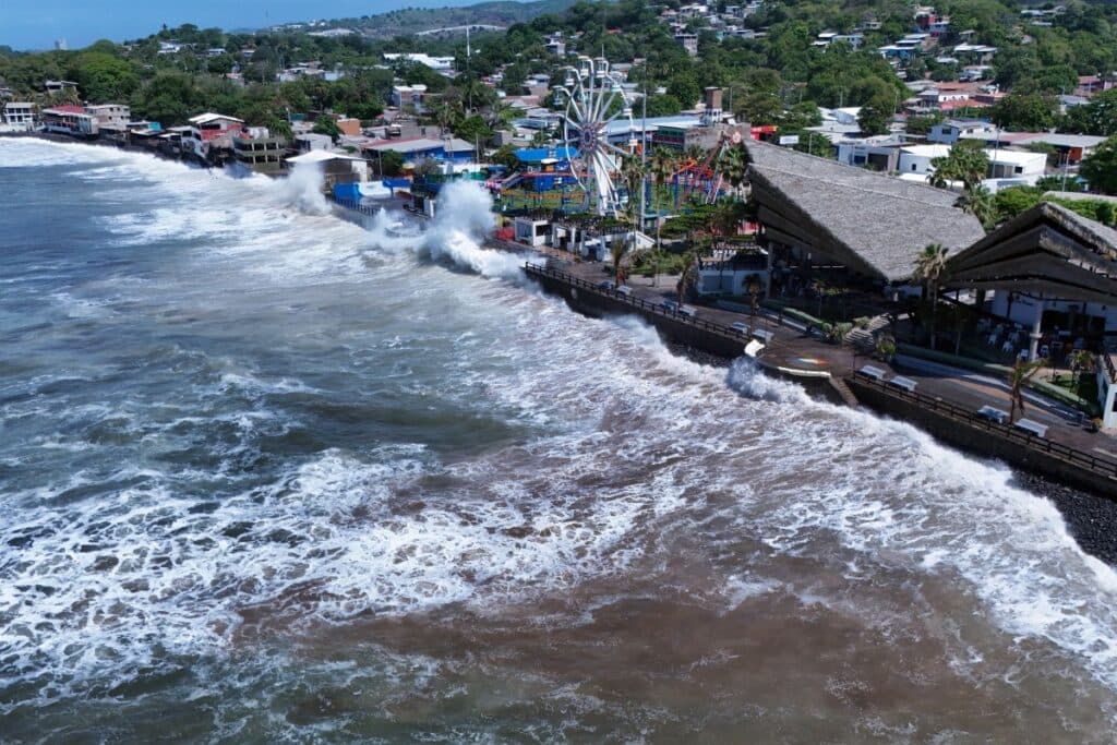 Central America on alert as Tropical Storm Cristina approaches