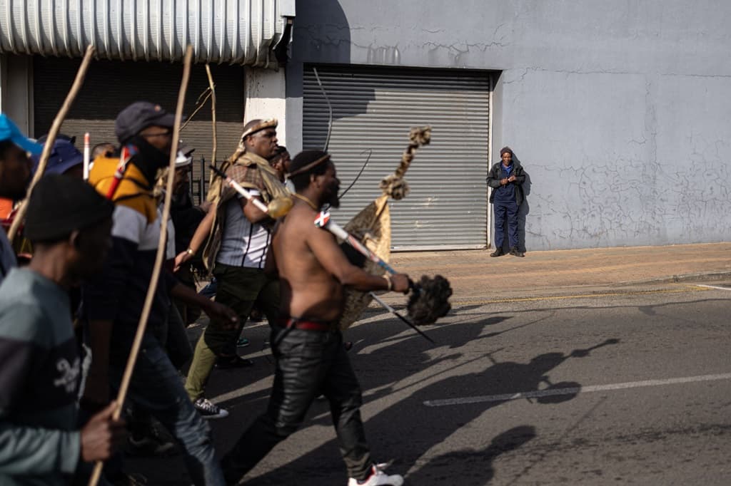 Anti-migrant violence leaves even South Africans living in fear