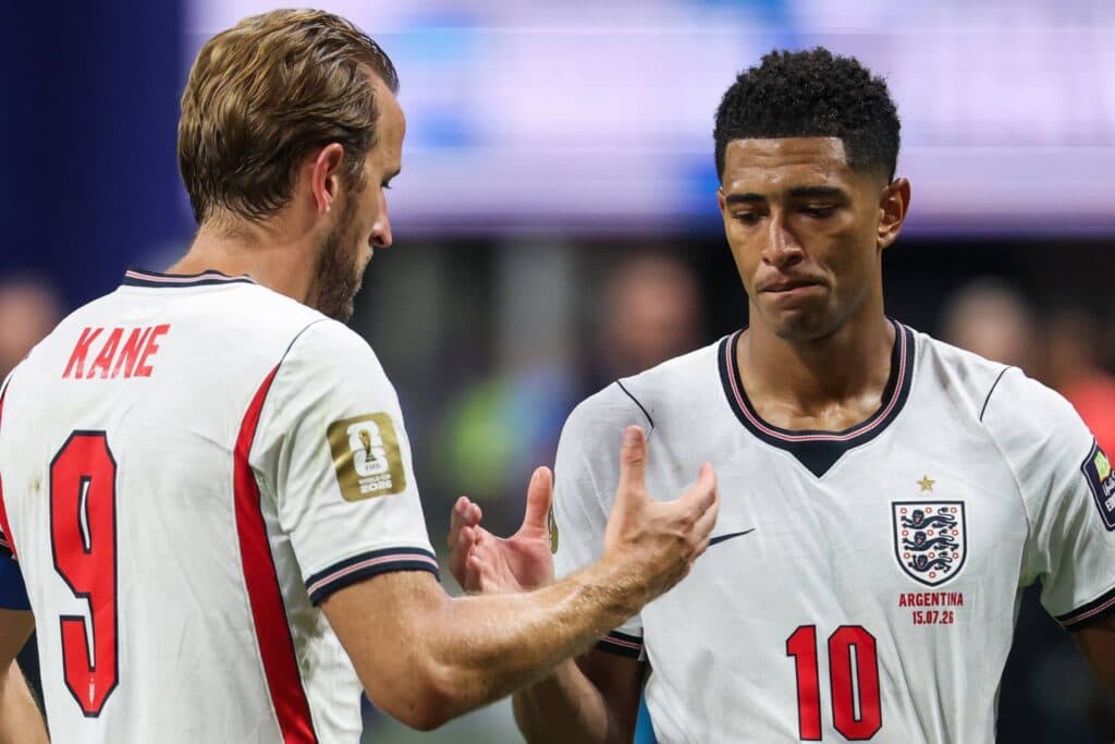 LIONel tames lions