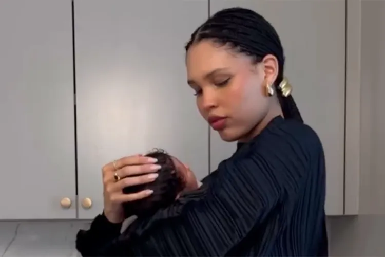 Influencer Nara Smith reveals 2-y-o daughterâs cancer diagnosis
