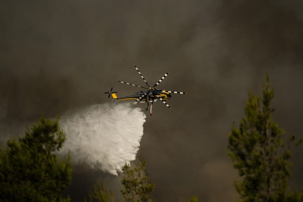 Firefighting helicopter crew dead after Greece collision as country battles widlfires