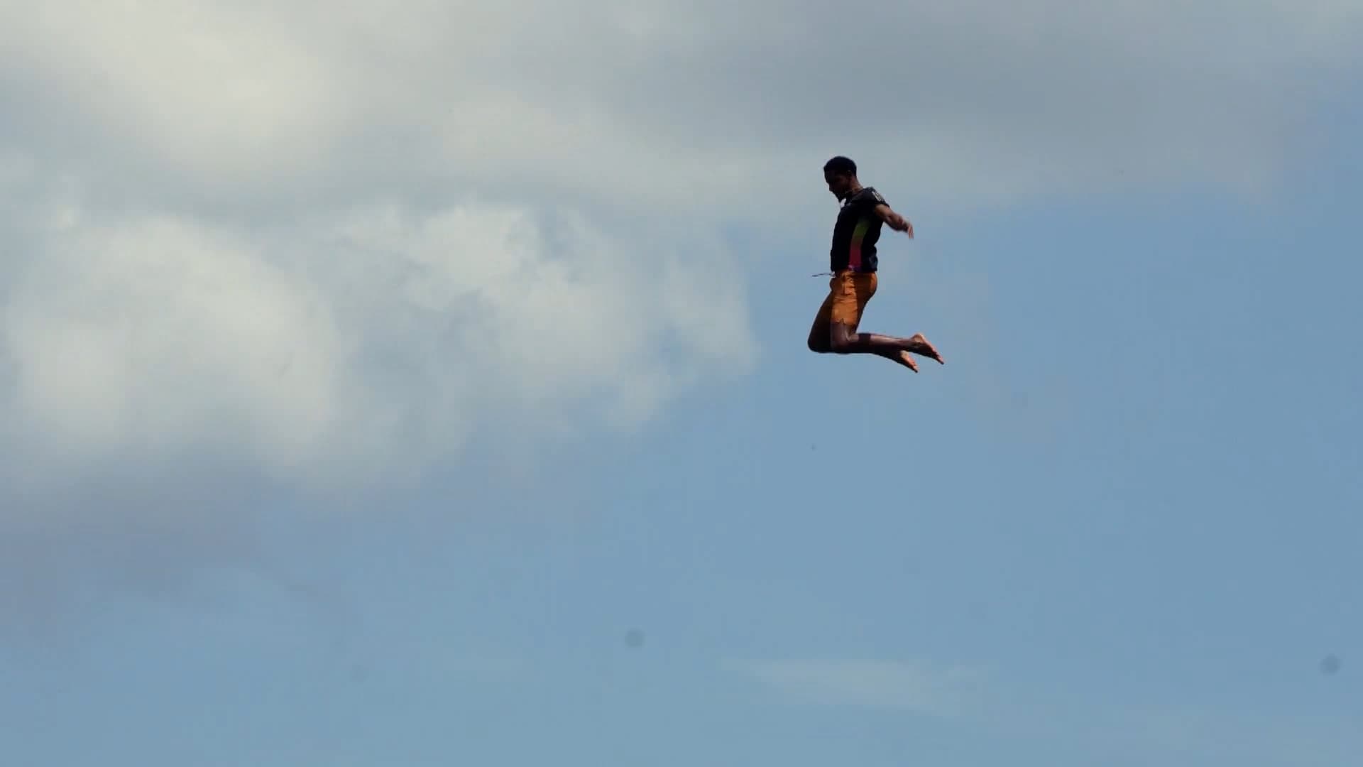 DØDS Diving World Tour Makes Splash In Tobago