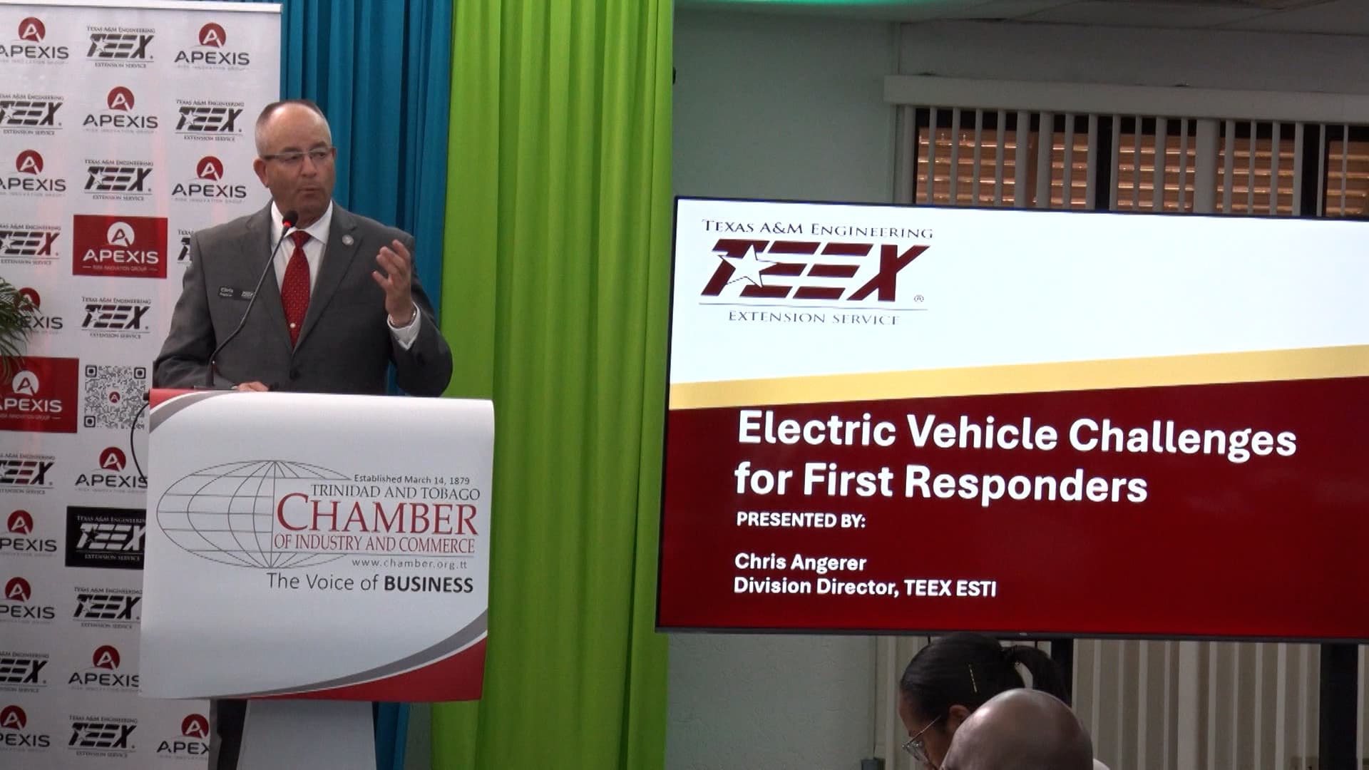 Expert Warns Water Cannot Extinguish EV Battery Fires