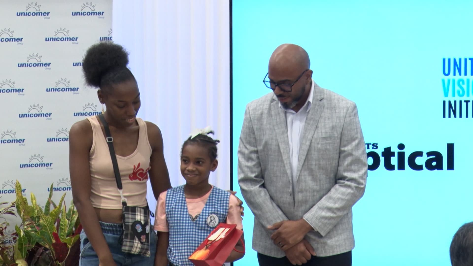 āUnited for Visionā Initiative Expands Free Eye Care And Prescription Glasses For Students